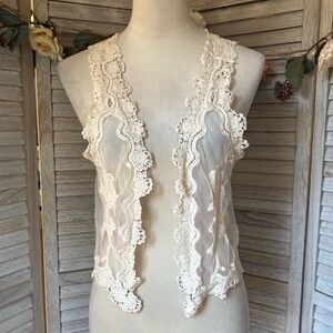 LACE CROCHET & MESH VEST by Pinky, Women’s SZ M, Floral Embroidery Cream/Ivory